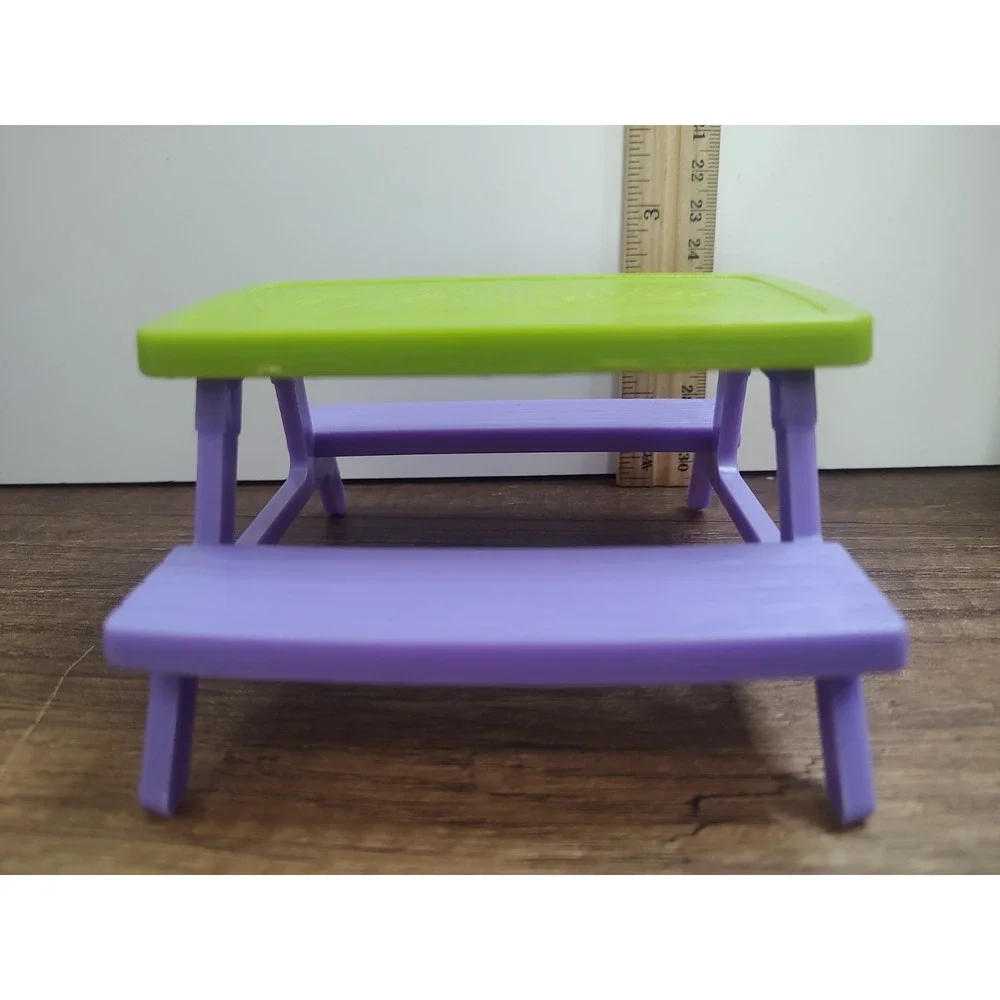 Fisher-Price Loving Family Dollhouse Backyard Purple Green Picnic Table